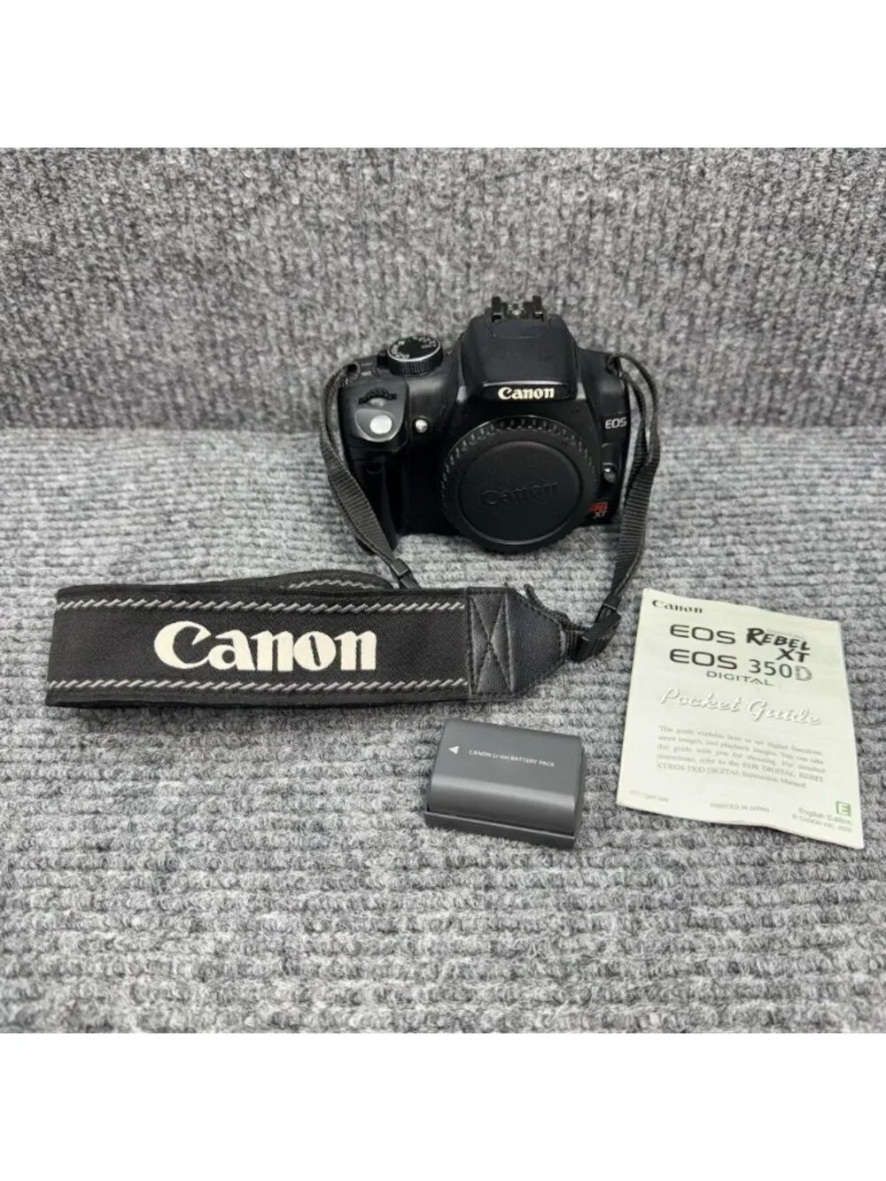 Canon EOS Rebel XT Digital Camera w/ Manual & Battery DS126071 UNTESTED/AS-IS